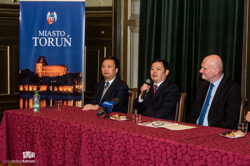 Chinścy dziennikarze u Zaleskiego