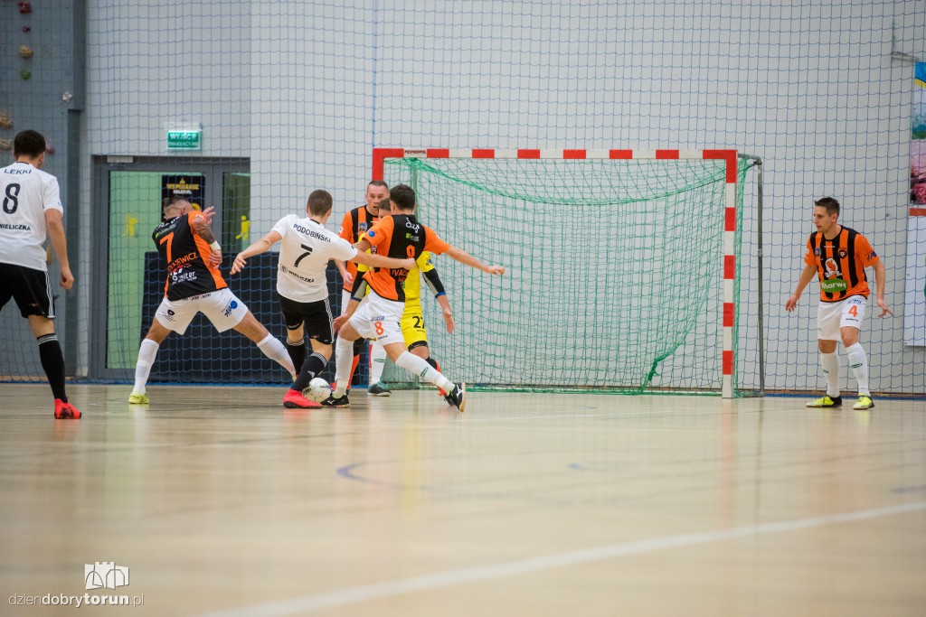 FC Toruń - MKF Solne Miasto Wieliczka