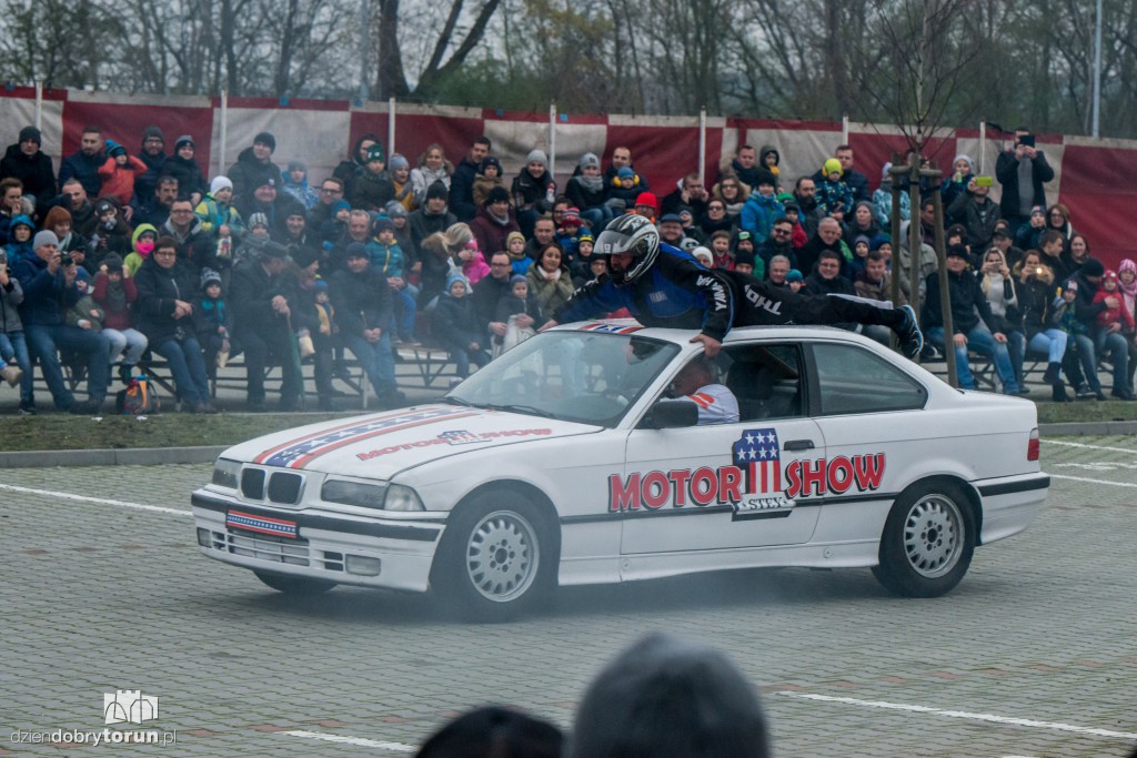 Monster Trucki opanowały Motoarenę