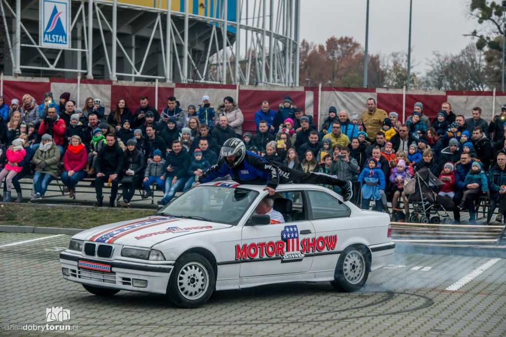 Monster Trucki opanowały Motoarenę