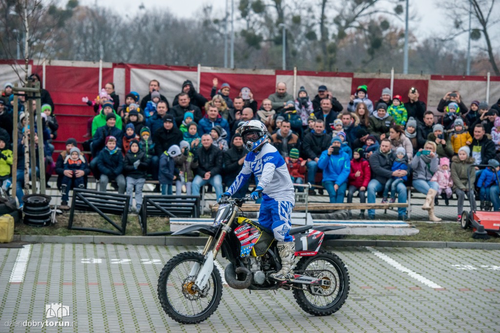 Monster Trucki opanowały Motoarenę