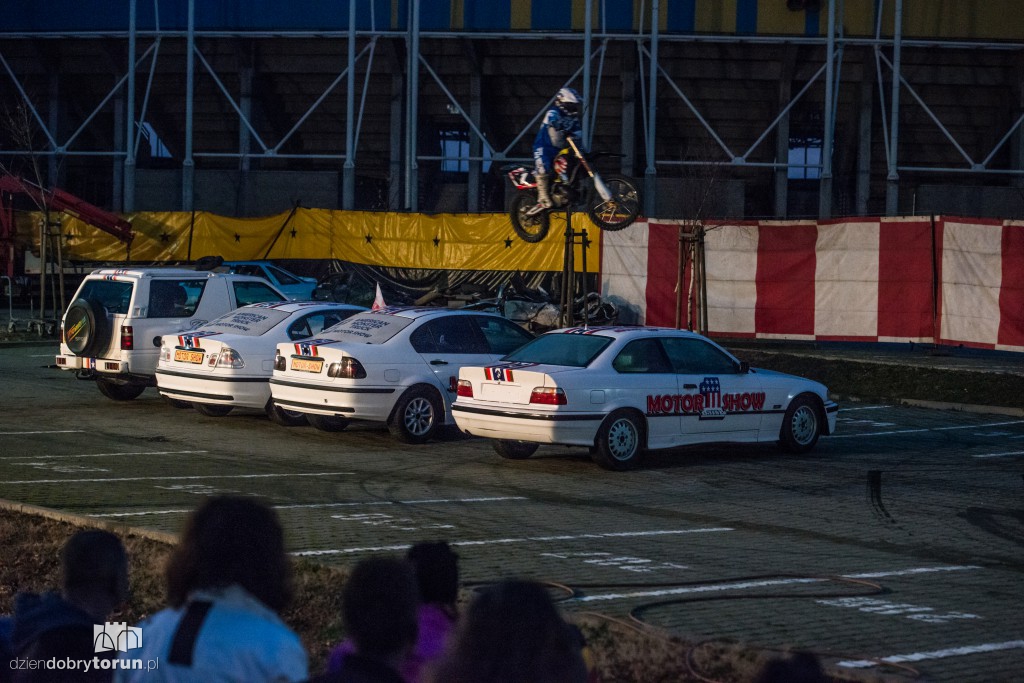 Monster Trucki opanowały Motoarenę