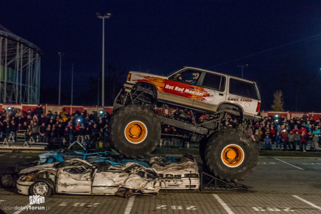 Monster Trucki opanowały Motoarenę