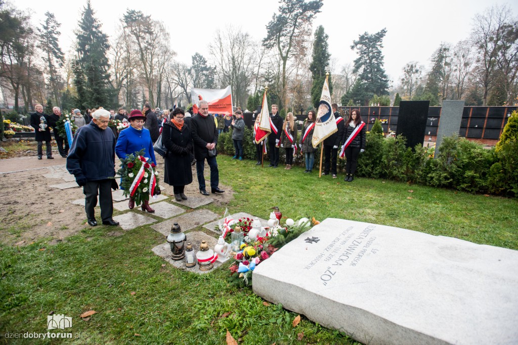 Cichociemni - hołd dla gen. Zawackiej