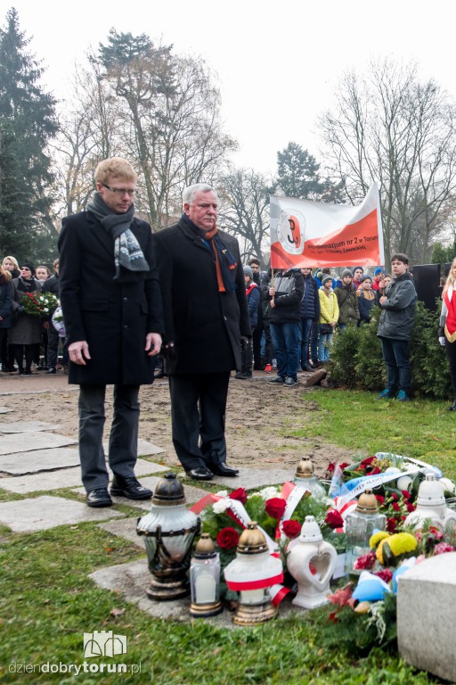 Cichociemni - hołd dla gen. Zawackiej