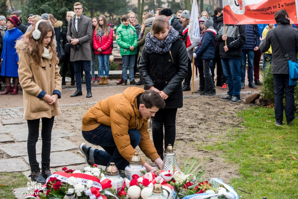 Cichociemni - hołd dla gen. Zawackiej