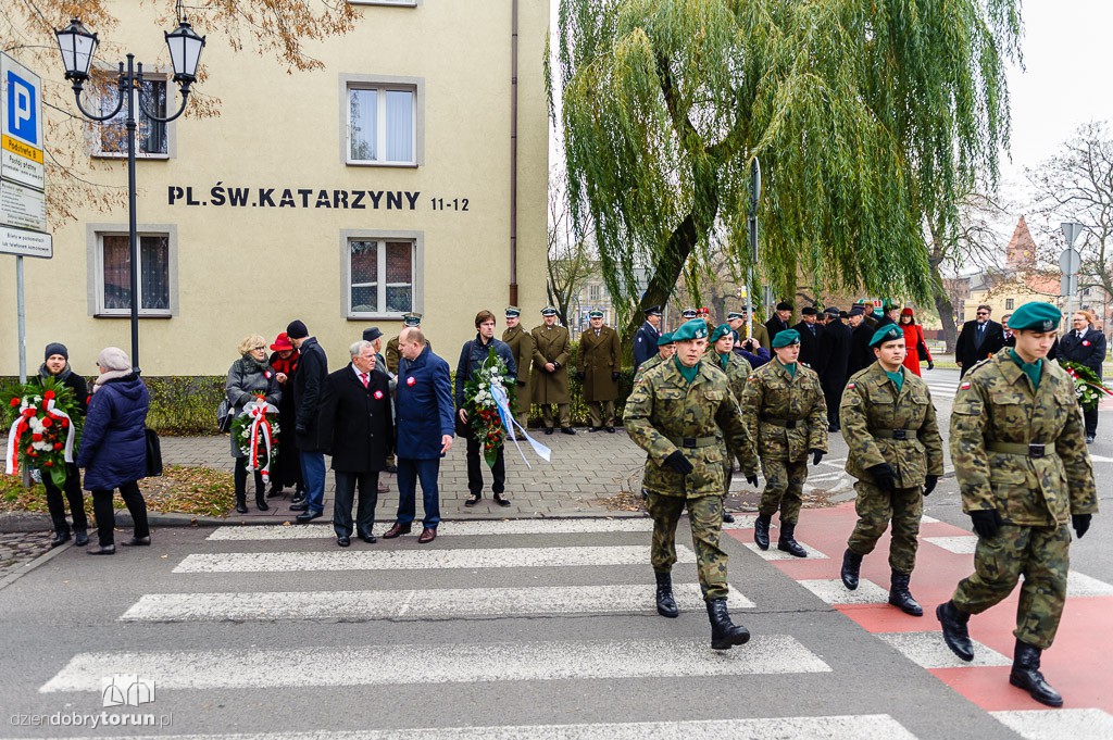 Złożenie kwiatów pod pomnikiem gen. Józefa Hallera