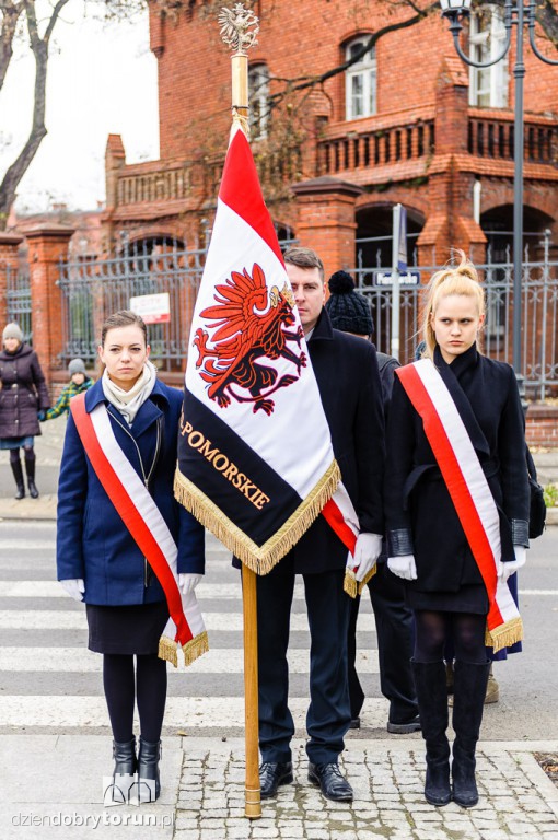 Złożenie kwiatów pod pomnikiem gen. Józefa Hallera
