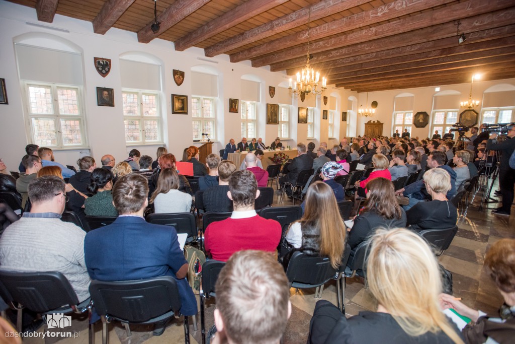 Publiczna debata o sumieniu