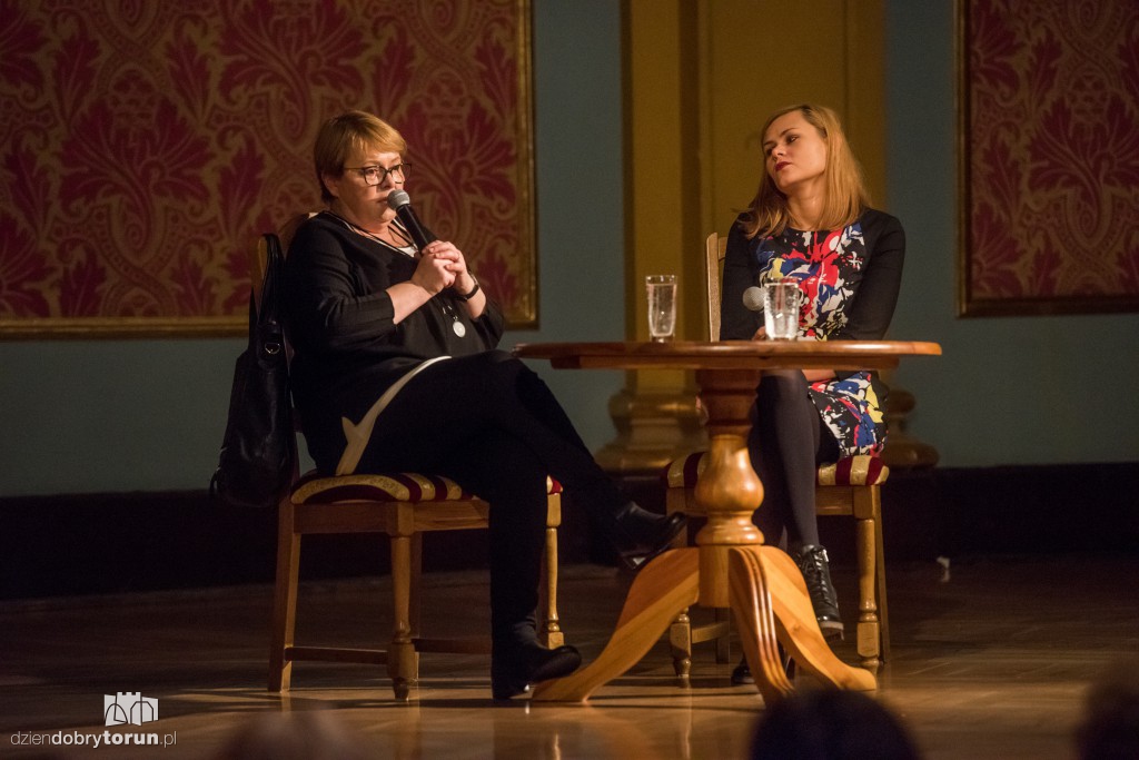 Ilona Łepkowska w Dworze Artusa