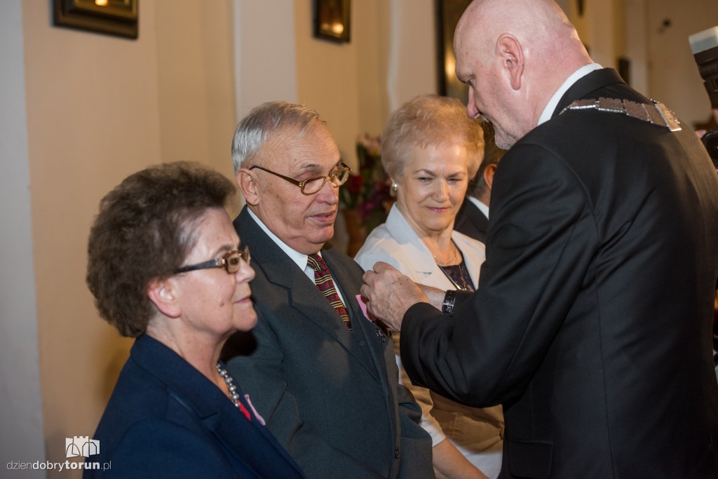 Brawo dla tych par - dostały medale!