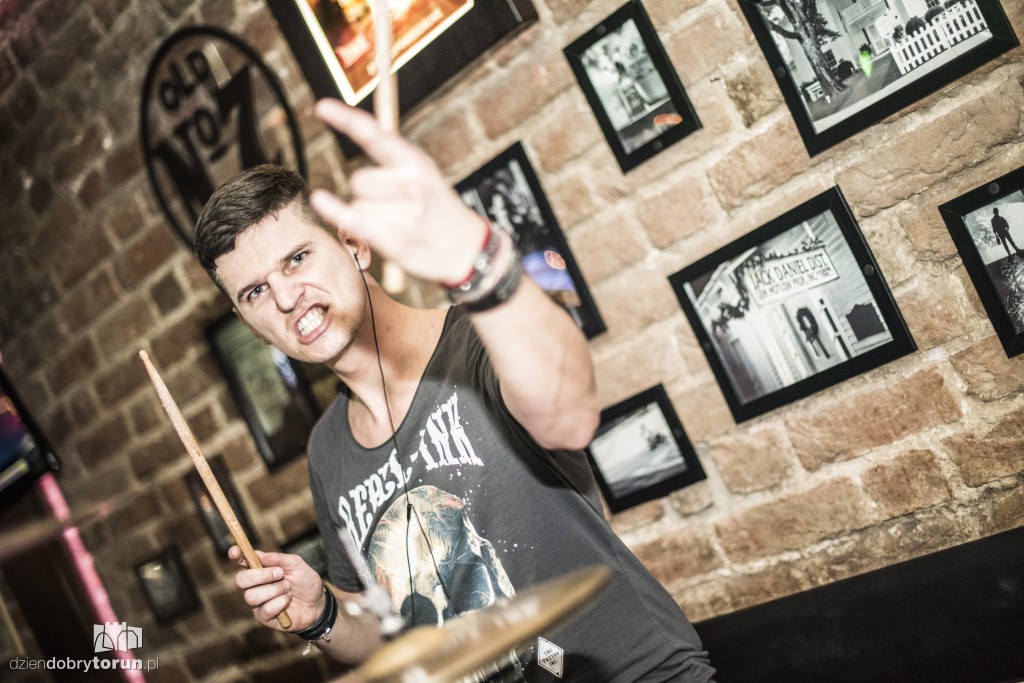 Noc andrzejkowa w Baranim Łbie