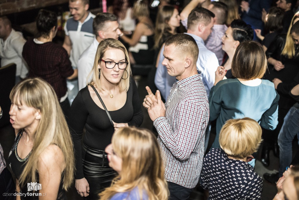 Noc andrzejkowa w Baranim Łbie