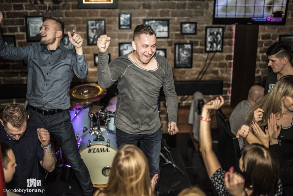 Noc andrzejkowa w Baranim Łbie