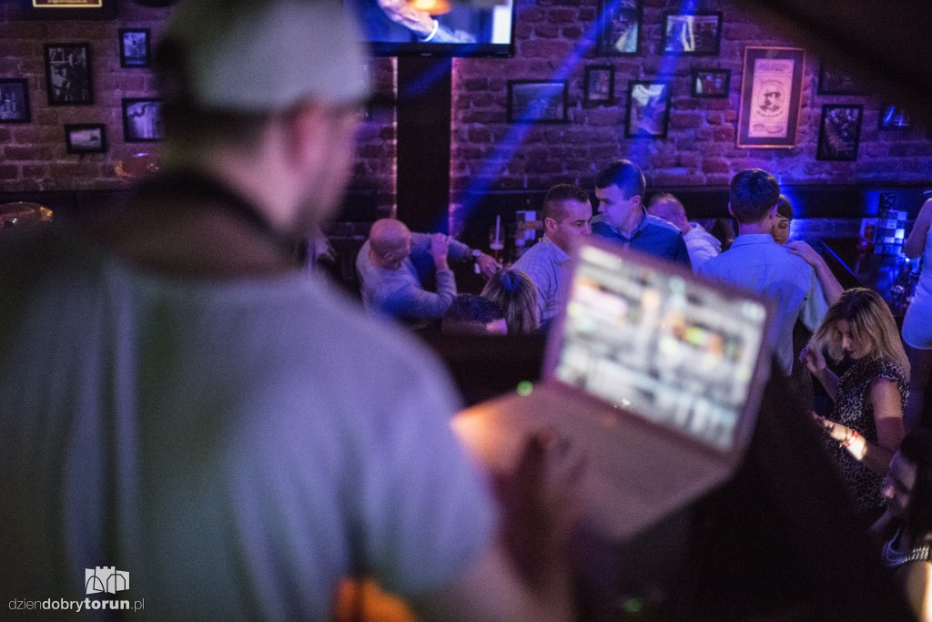 Noc andrzejkowa w Baranim Łbie