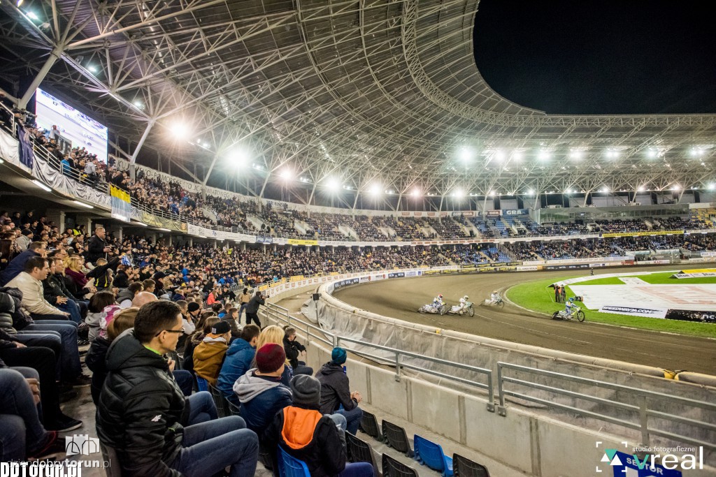 Kibice na Motoarenie w sezonie 2016