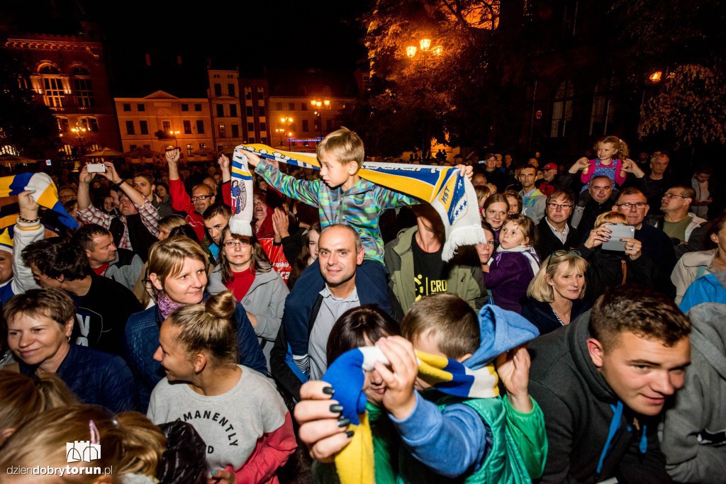 Kibice na Motoarenie w sezonie 2016