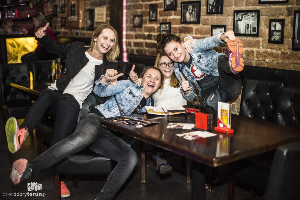 Piątkowa prywatka w Baranim Łbie