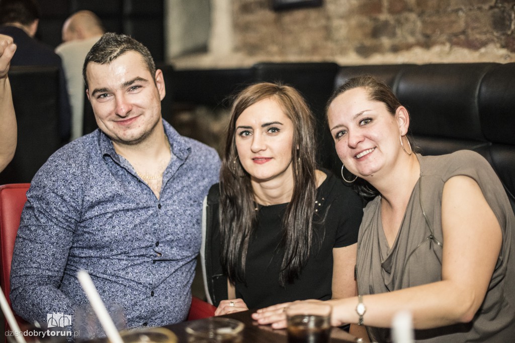 Piątkowa prywatka w Baranim Łbie