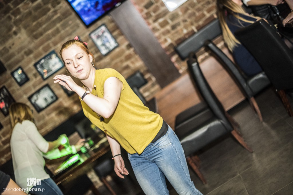 Piątkowa prywatka w Baranim Łbie