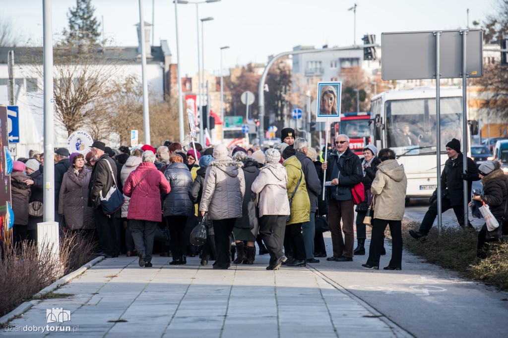 Tłumy na urodzinach Radia Maryja
