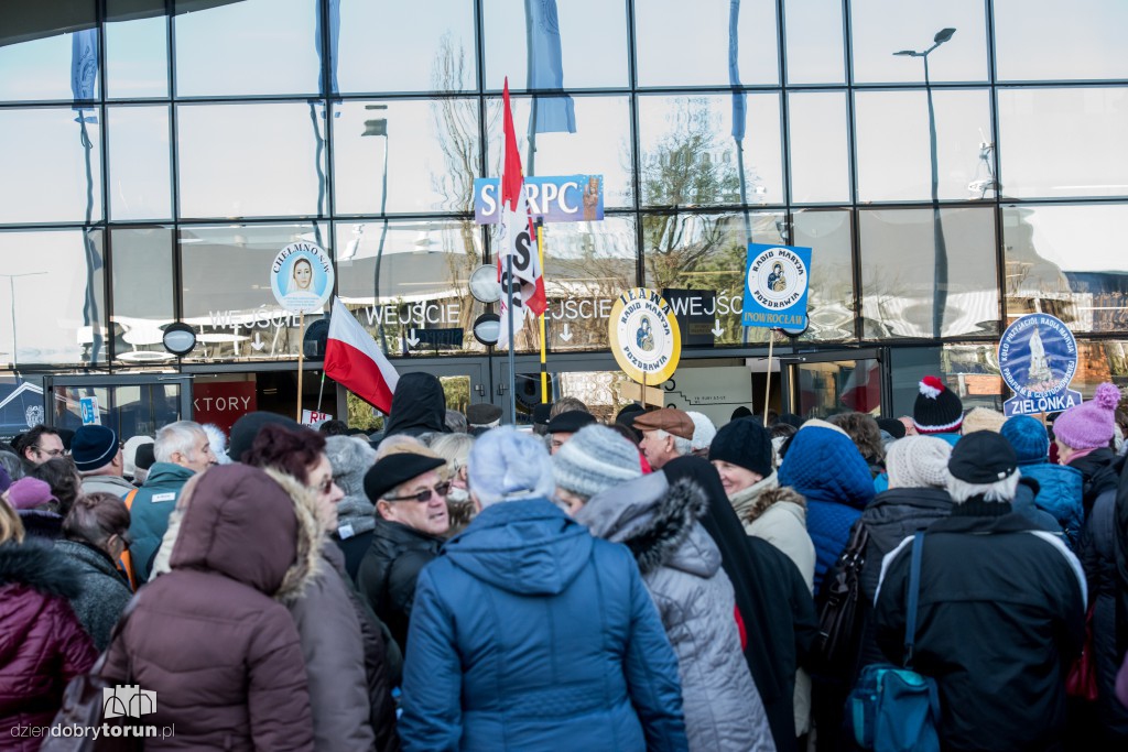 Tłumy na urodzinach Radia Maryja