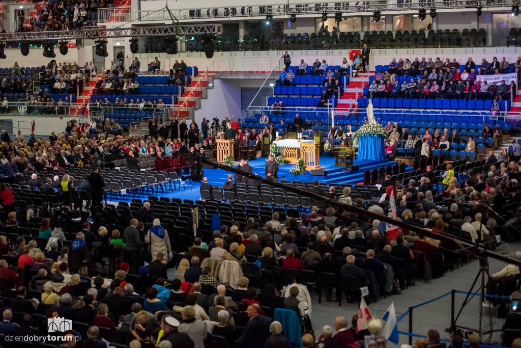 Tłumy na urodzinach Radia Maryja