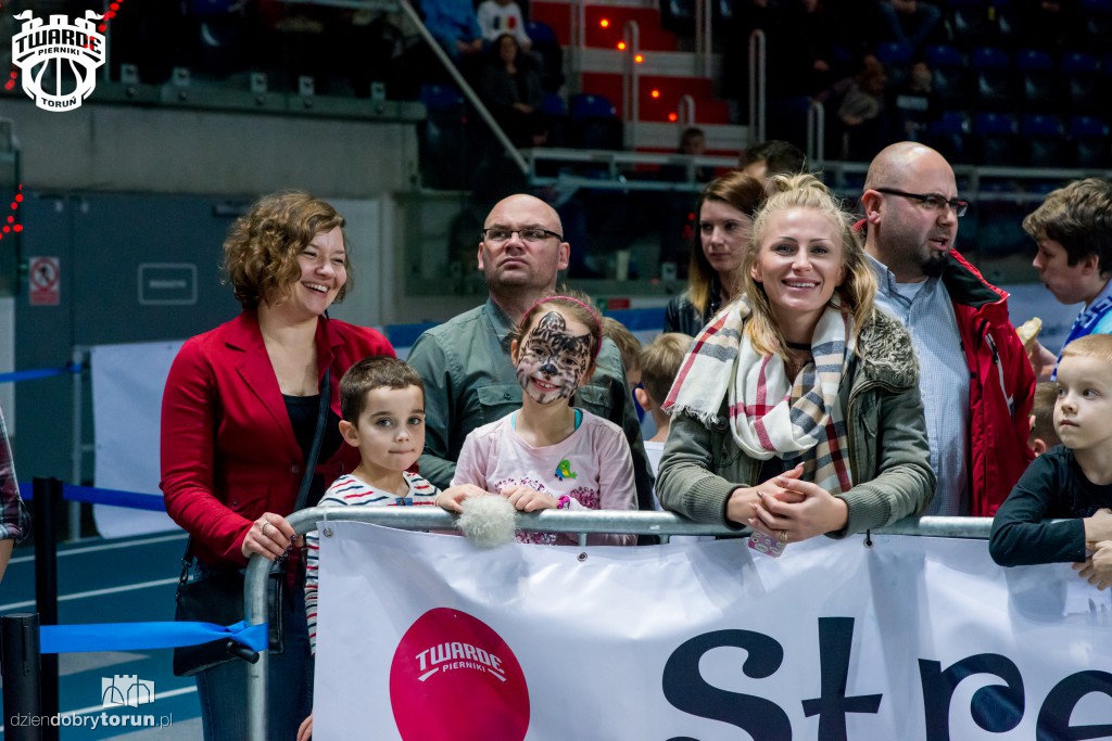 Polski Cukier pokonuje Czarnych Słupsk