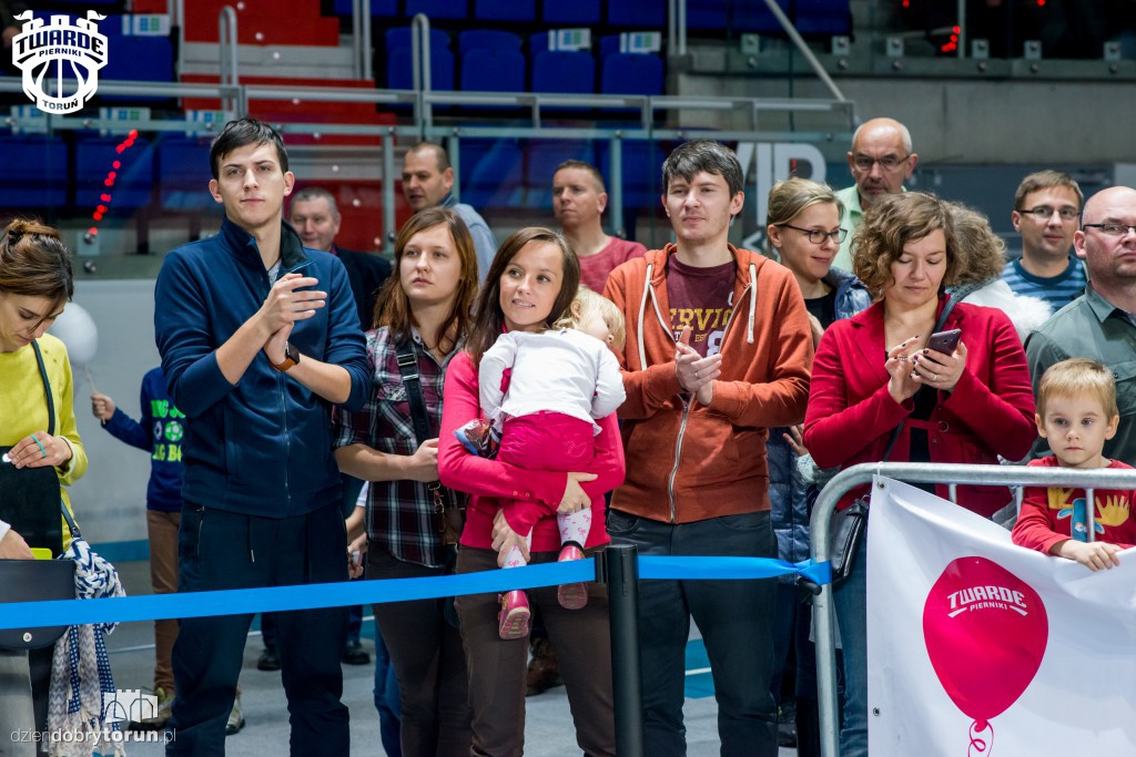 Polski Cukier pokonuje Czarnych Słupsk