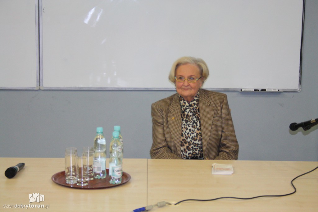 Ewa Łętowska na spotkaniu w WSB