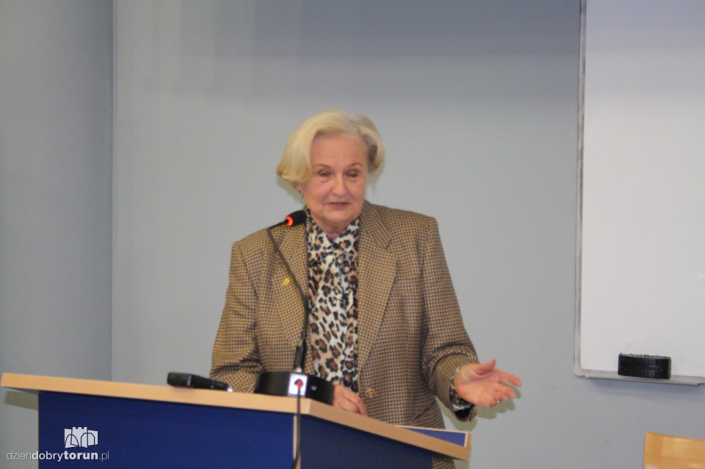 Ewa Łętowska na spotkaniu w WSB