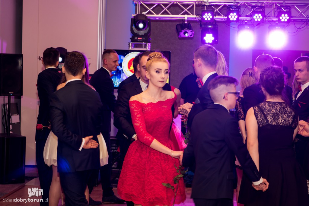 Studniówka w II Liceum Ogólnokształcącym