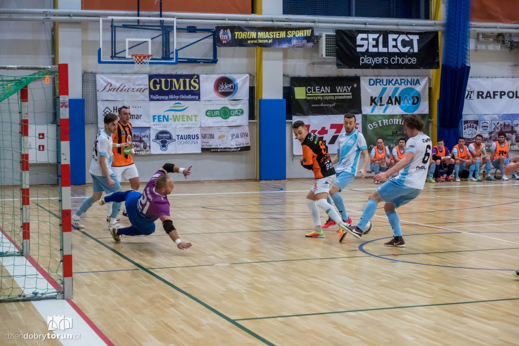 FC Toruń pokonuje AZS UG Gdańsk