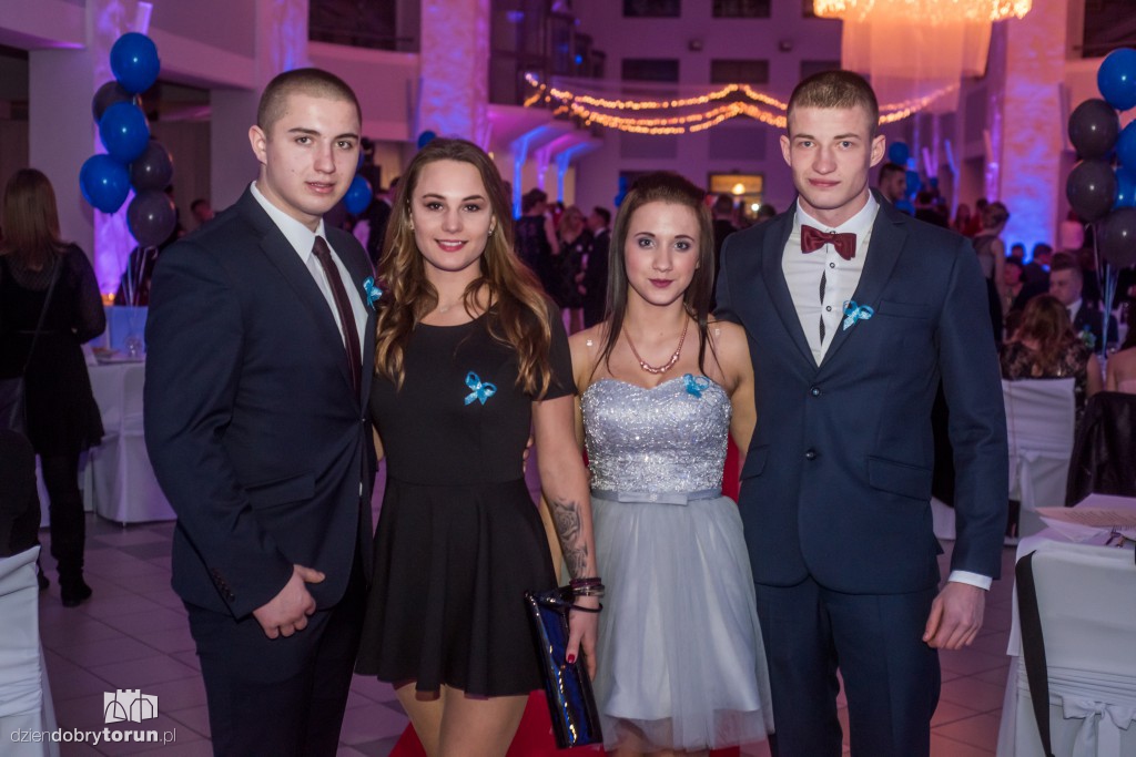 Studniówka w toruńskim 