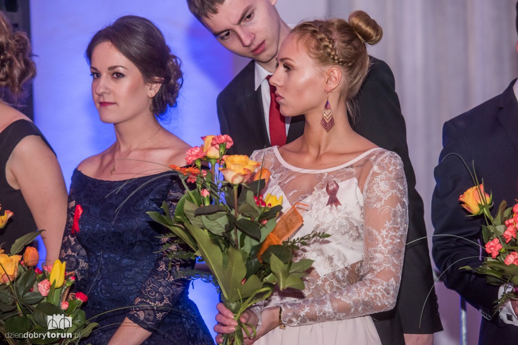Studniówka w toruńskim 