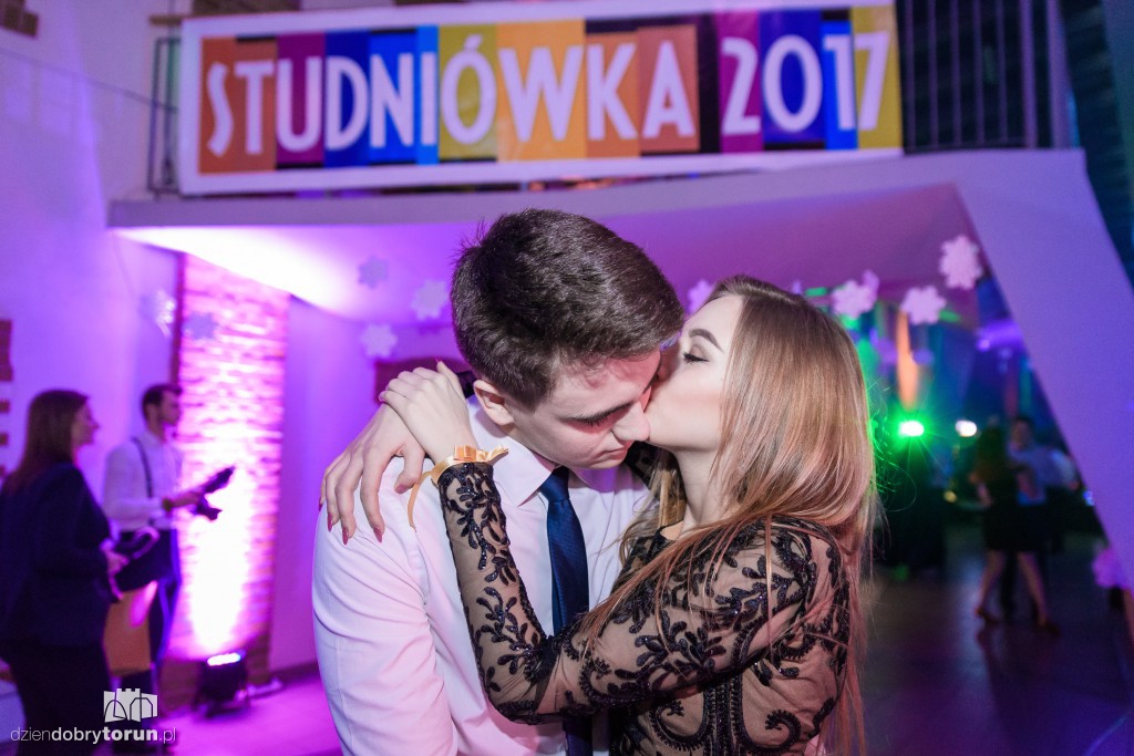 Studniówka w Młynach Toruńskich