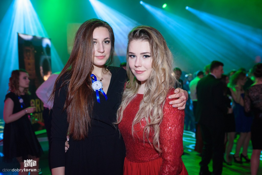 Studniówka X LO w CKK Jordanki