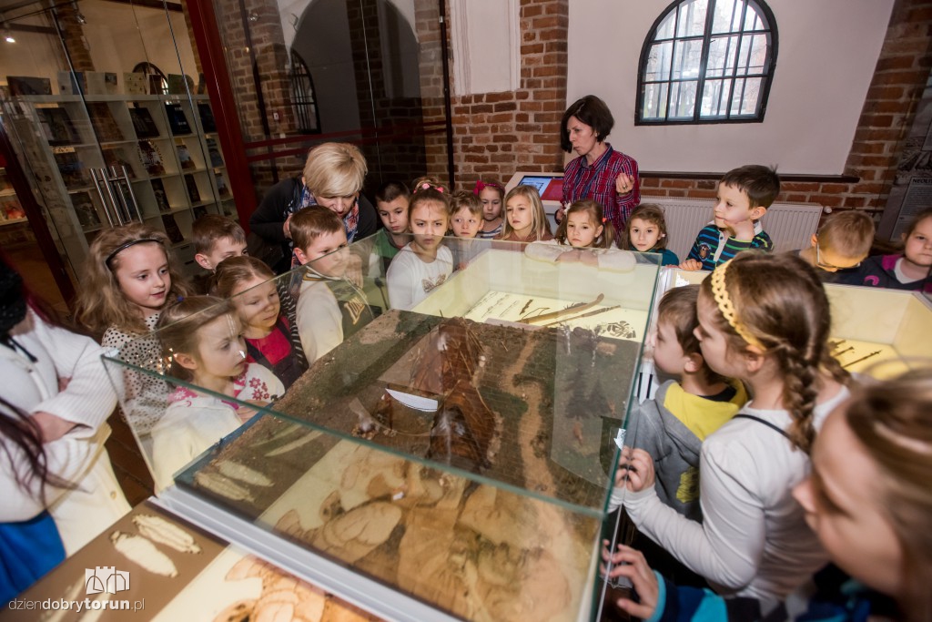 Muzeum Przez Wieki i Kontynenty