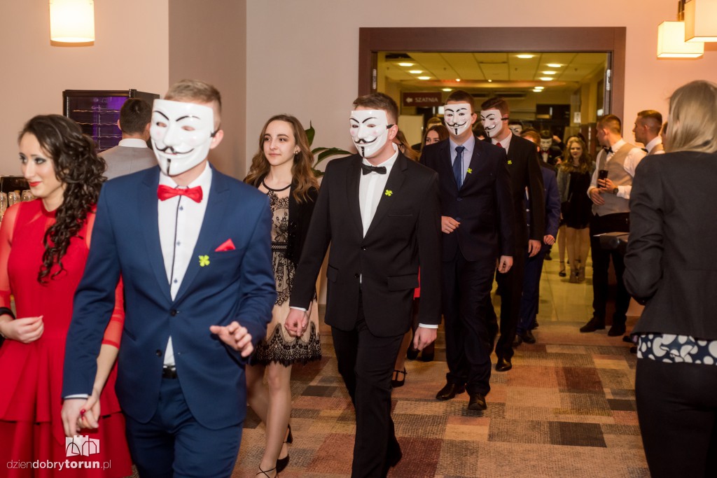 Studniówka ZSMEiE. Oj, działo się!
