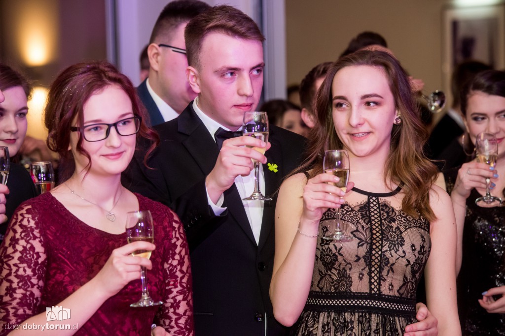Studniówka ZSMEiE. Oj, działo się!