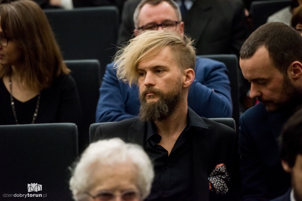 Vivat Academia, vivant professores!