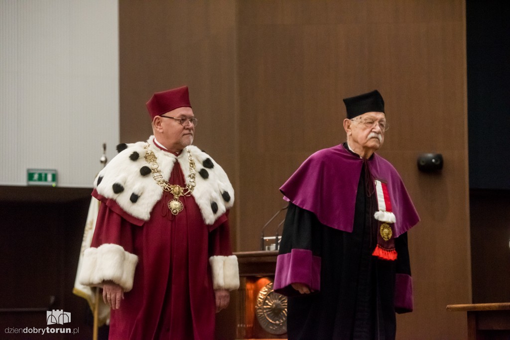 Vivat Academia, vivant professores!