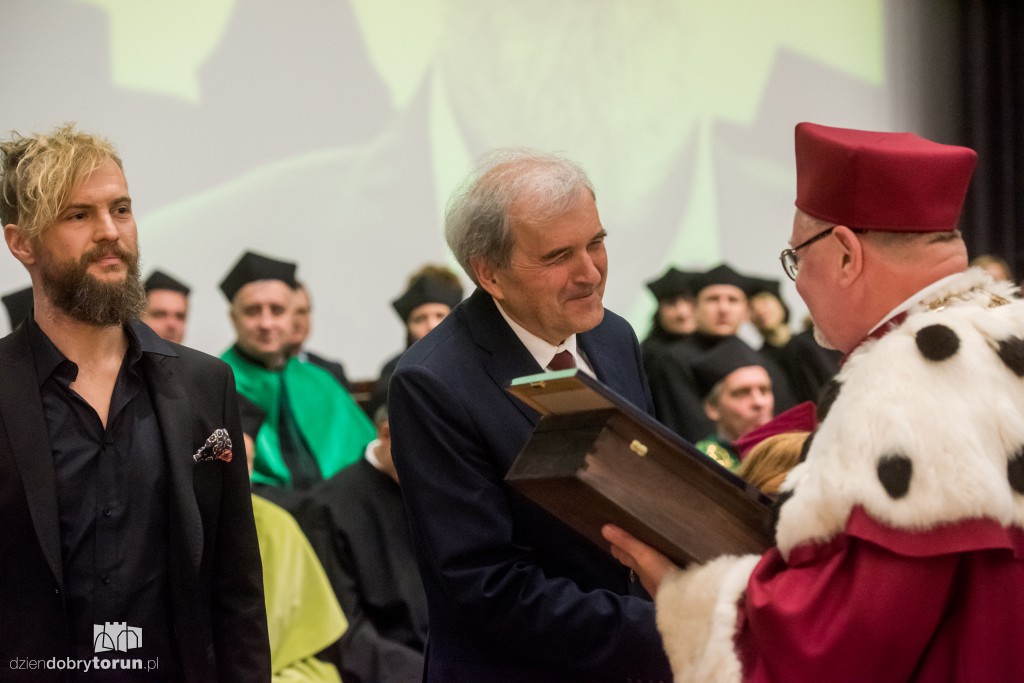 Vivat Academia, vivant professores!