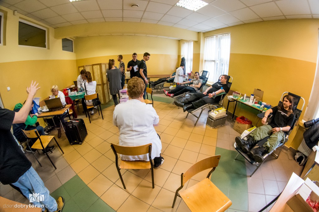Przyjaciele pomagają Sławkowi