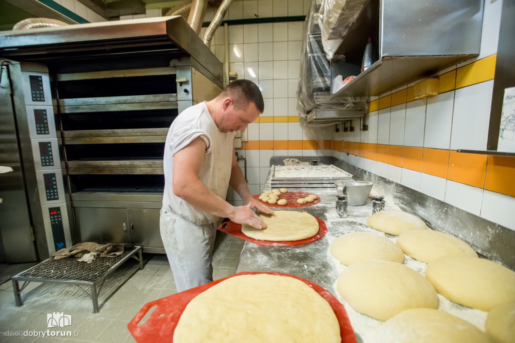 Pączki na tłusty czwartek prawie gotowe