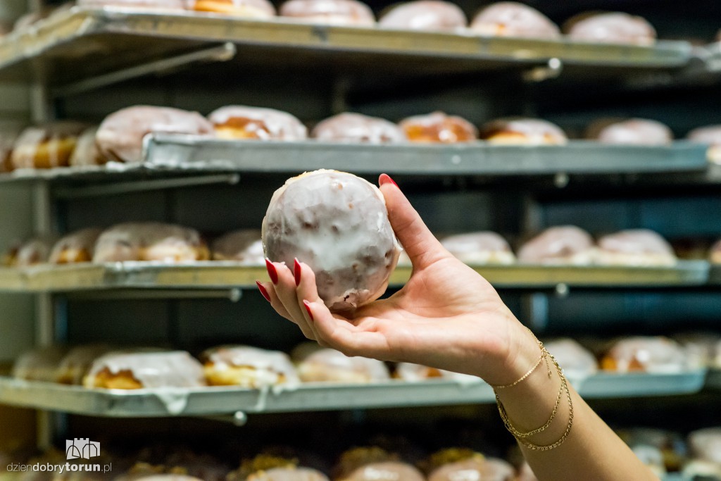 Pączki na tłusty czwartek prawie gotowe