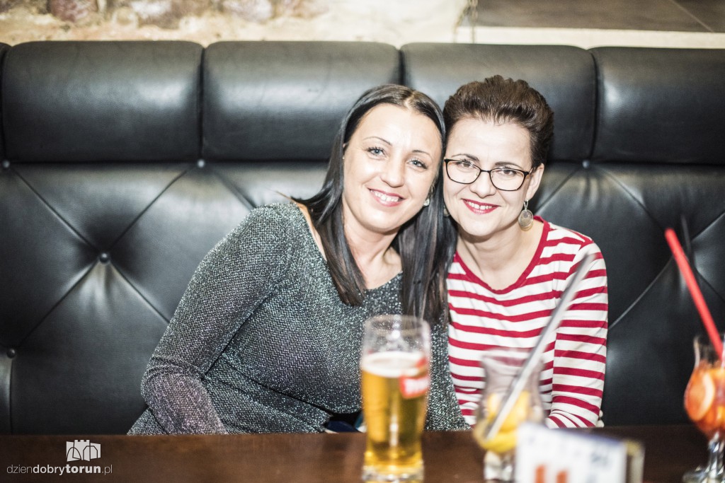 Piątkowa prywatka z DJ Saint