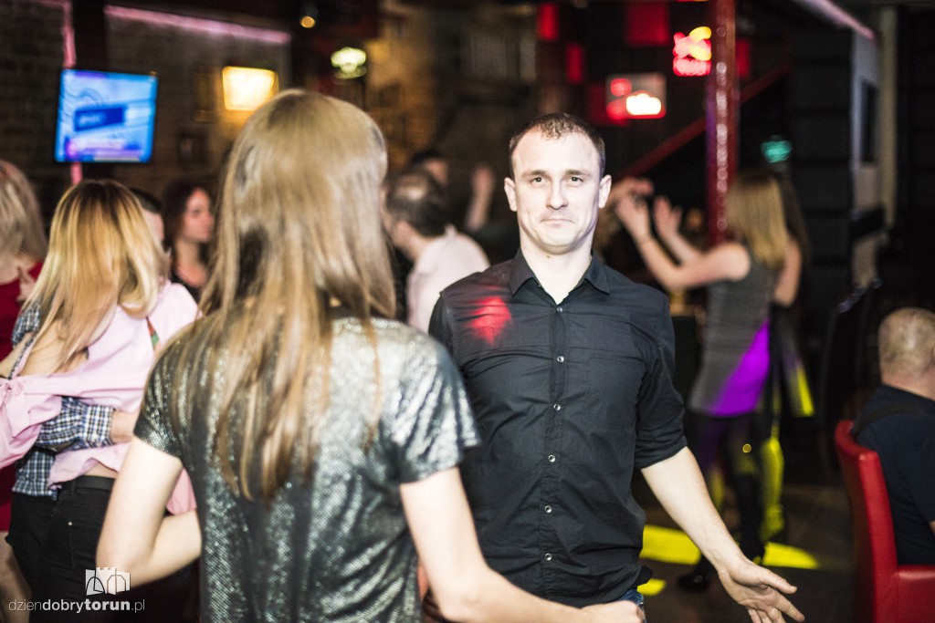 Piątkowa prywatka z DJ Saint