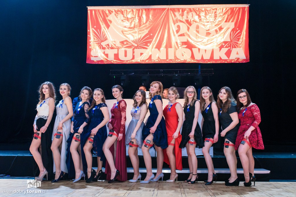 Oto najlepsze zdjęcia ze studniówek