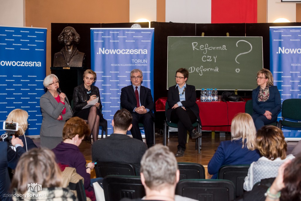 Debata: Reforma czy deforma